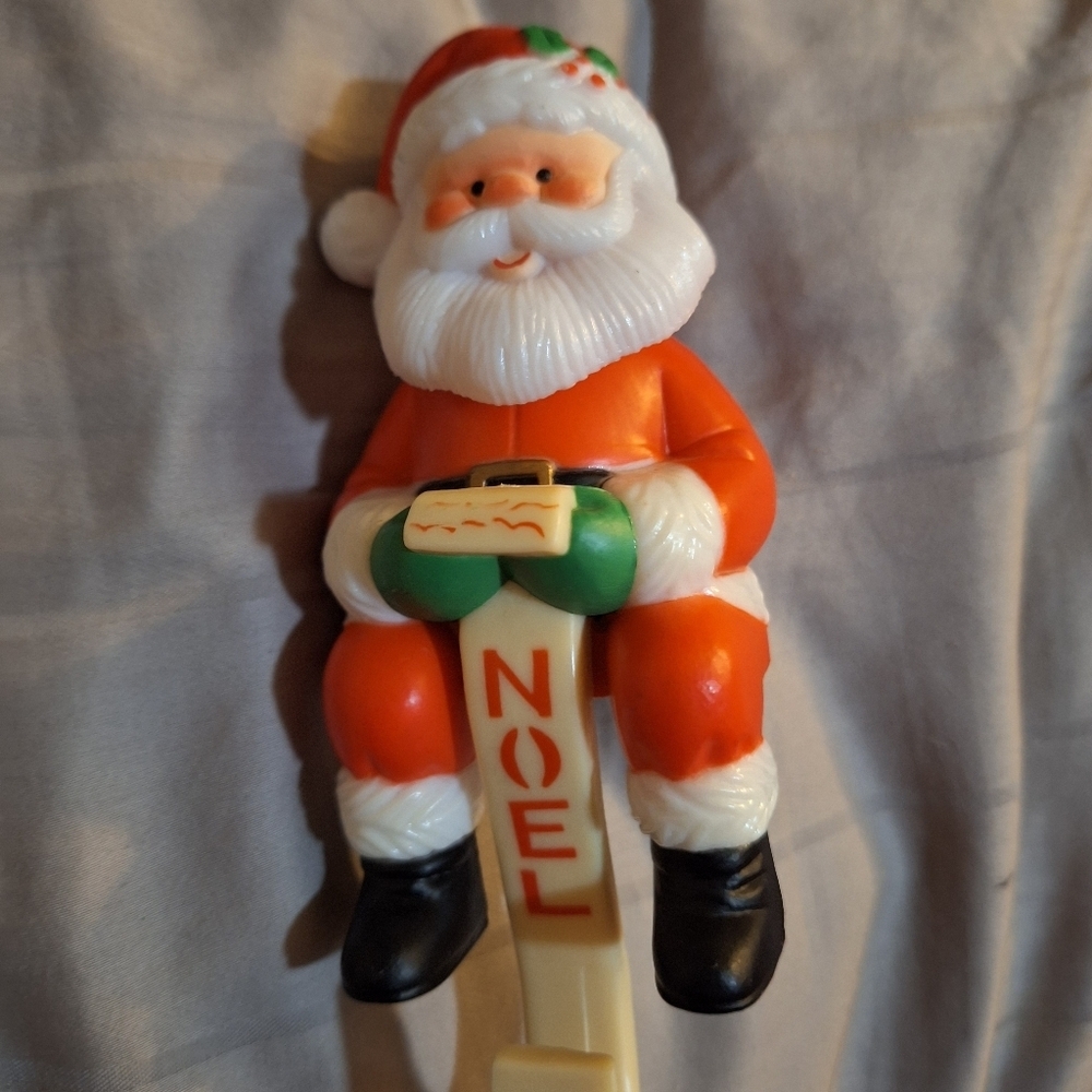 Vintage 1980s Santa Claus Christmas Stocking Hook